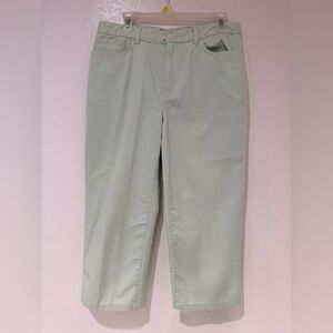 Lauren Jeans Company Women's Mint Green Jeans Capri  size 10